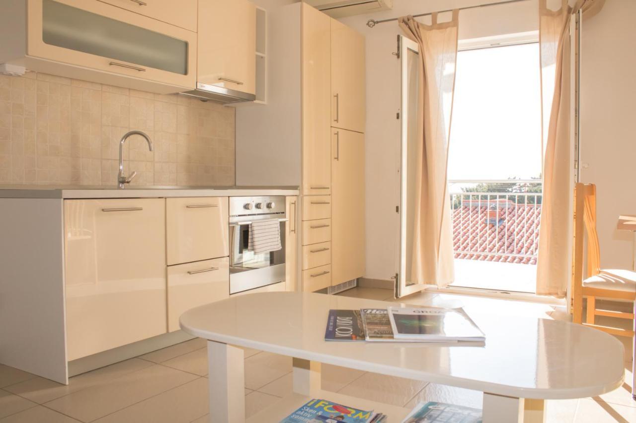 Penthouse Altus Lägenhet Baška Voda Exteriör bild